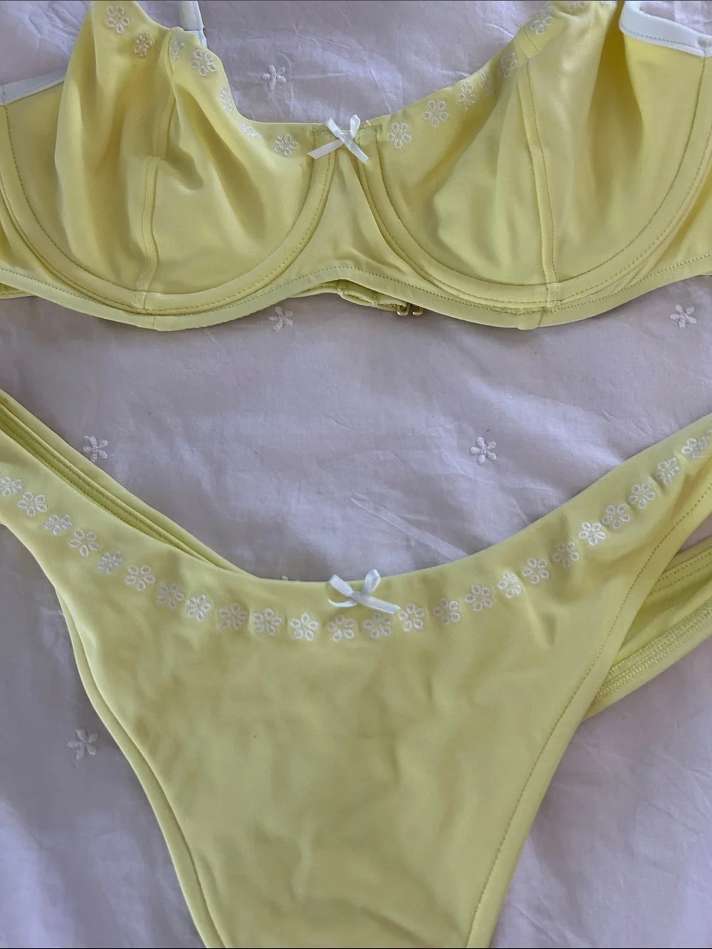 NWT PINK x Frankie’s Bikini Buttercup Set